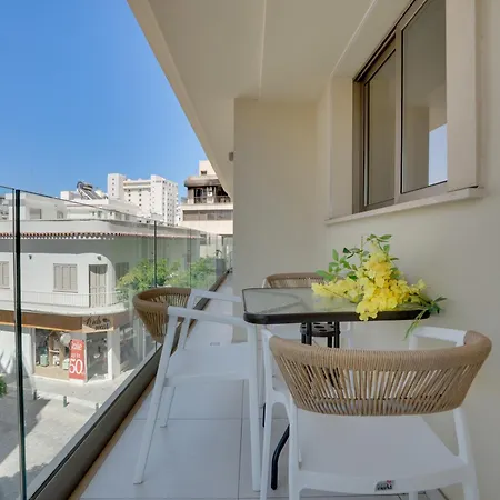 Lemon Paradise City Centre 200M From Beach Larnaca Exterior photo